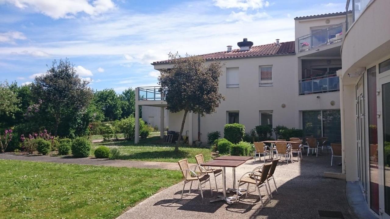 Domitys Le Clos De La Seigneurie Les Gonds Exterior foto