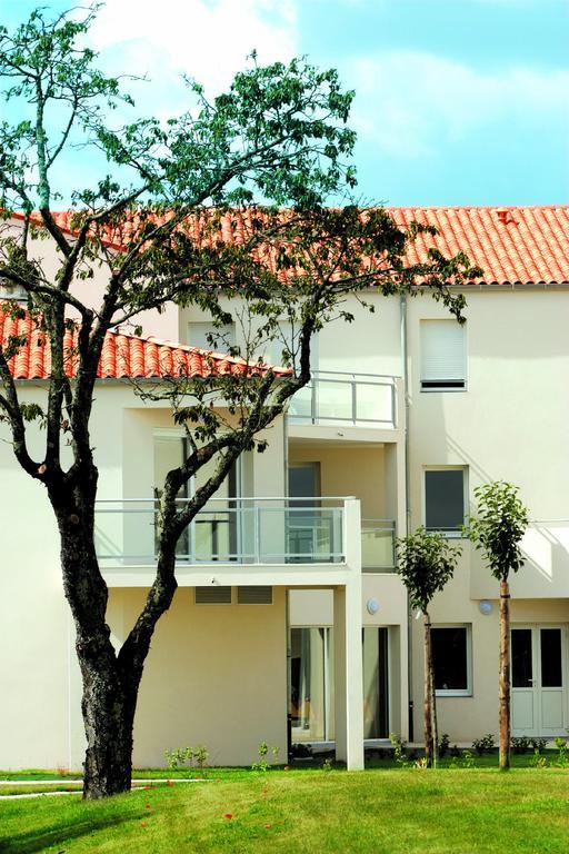 Domitys Le Clos De La Seigneurie Les Gonds Exterior foto